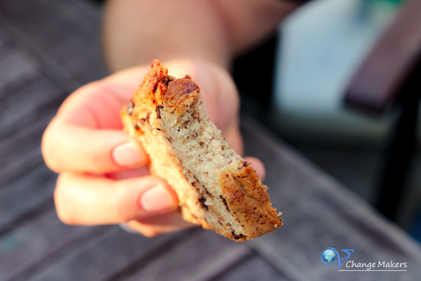 bananen-grieß-kuchen-vegan-(3-von-1) - V Change Makers